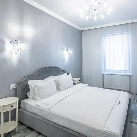 Romari вічева 1 Apartment *